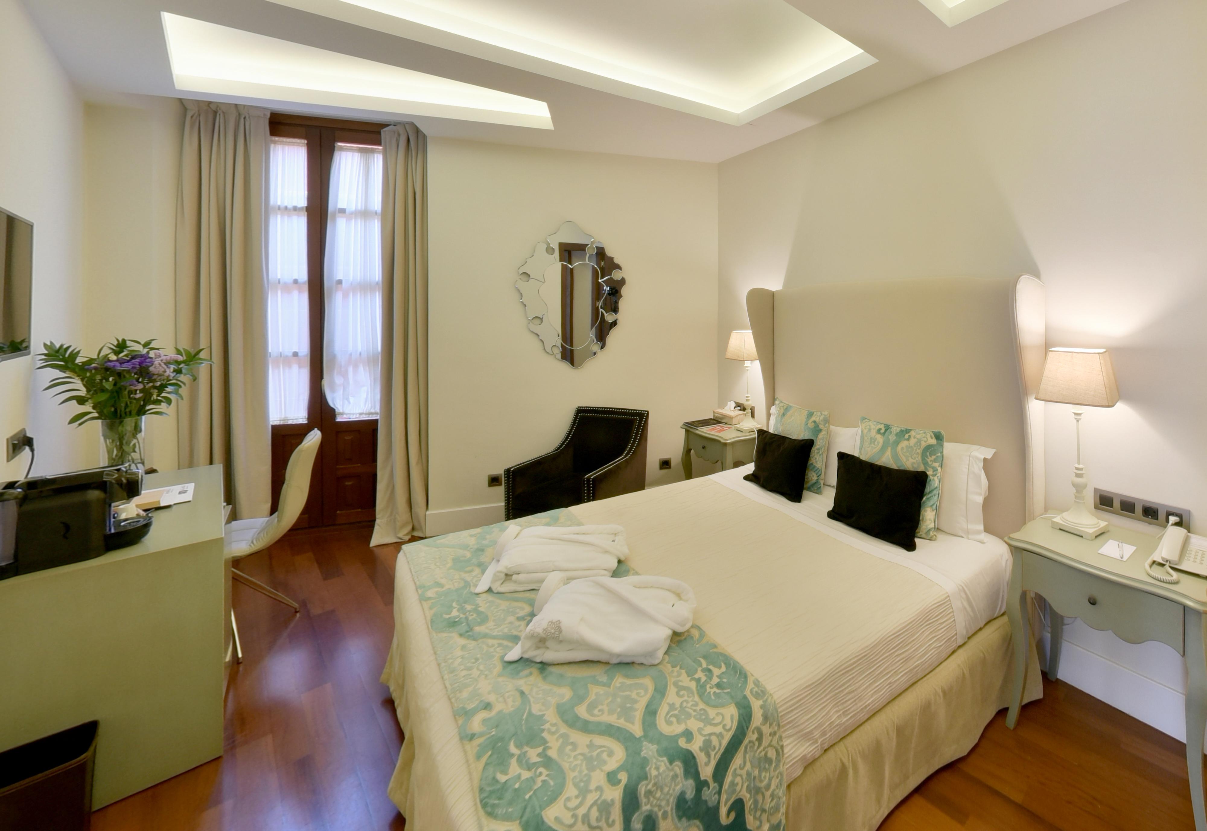 Palacio Pinello (Adults Only) Севиля Екстериор снимка