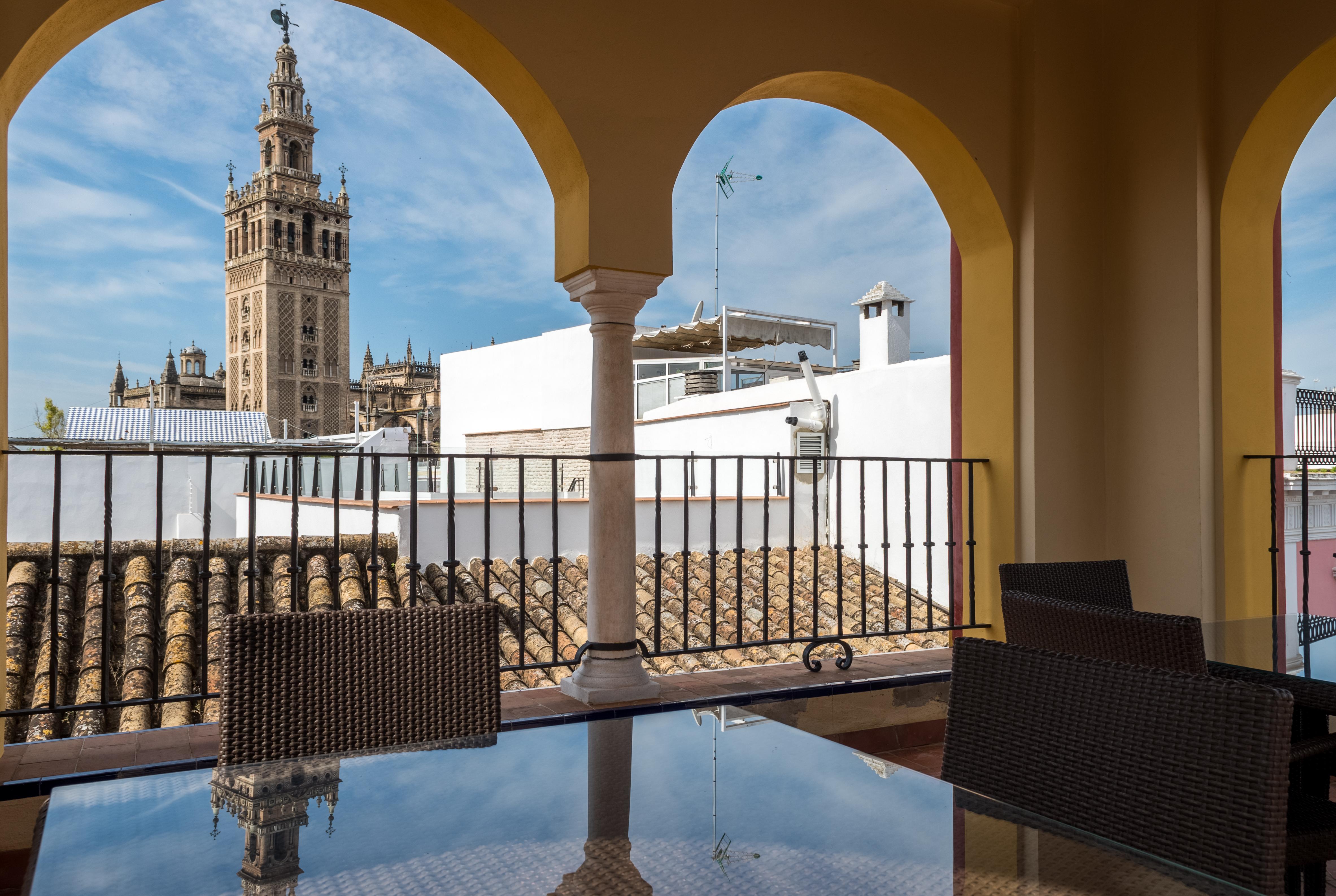 Palacio Pinello (Adults Only) Севиля Екстериор снимка